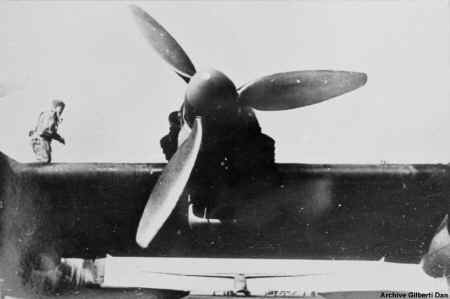 He111z-A2-Mittelmotor.jpg (97396 octets)